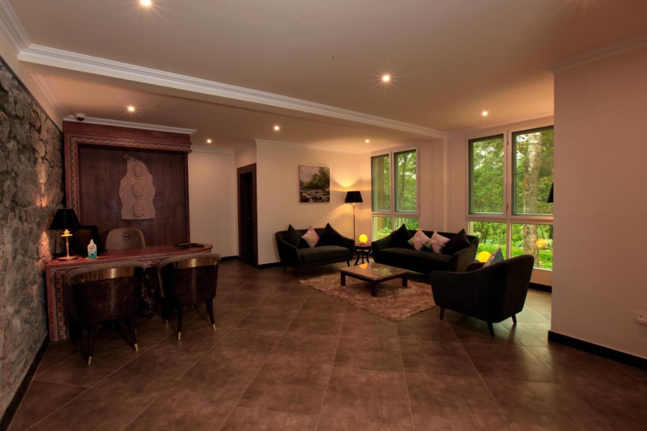 Montrose Golf Resort And Spa - Coorg Jambur 外观 照片
