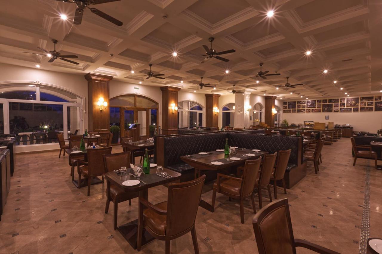 Montrose Golf Resort And Spa - Coorg Jambur 外观 照片
